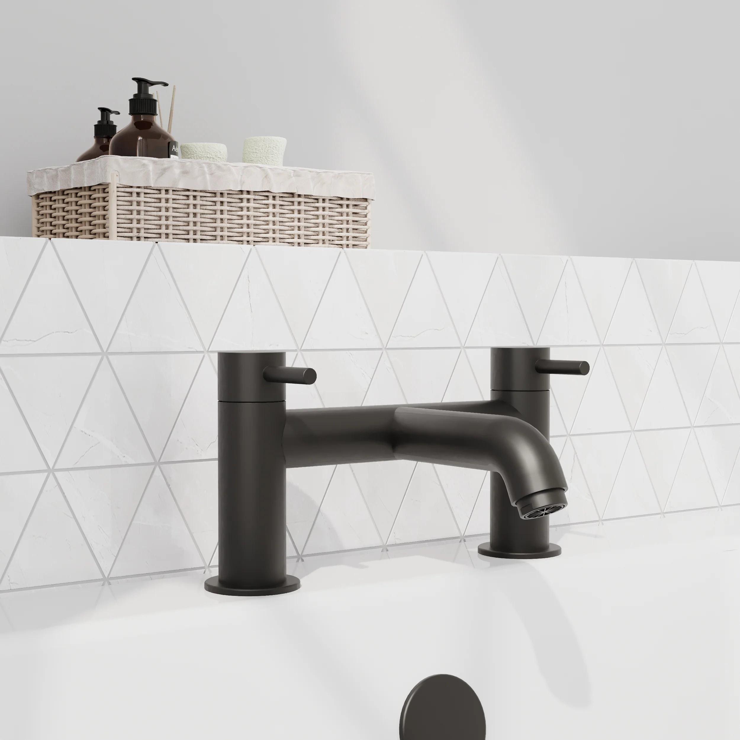 ARLO - Black Bath Filler Tap