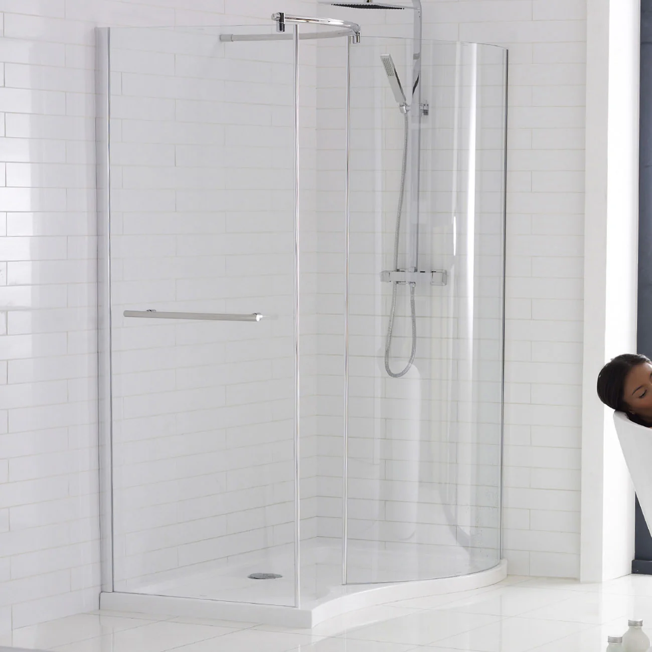 Curved Walk In Cubicle Shower Enclosure & Tray 1950mm