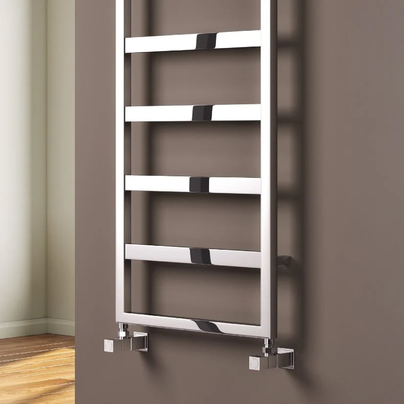Reina Rezzo Vertical Designer Heated Towel Rail - 1460 x 450mm - Chrome - Image 3