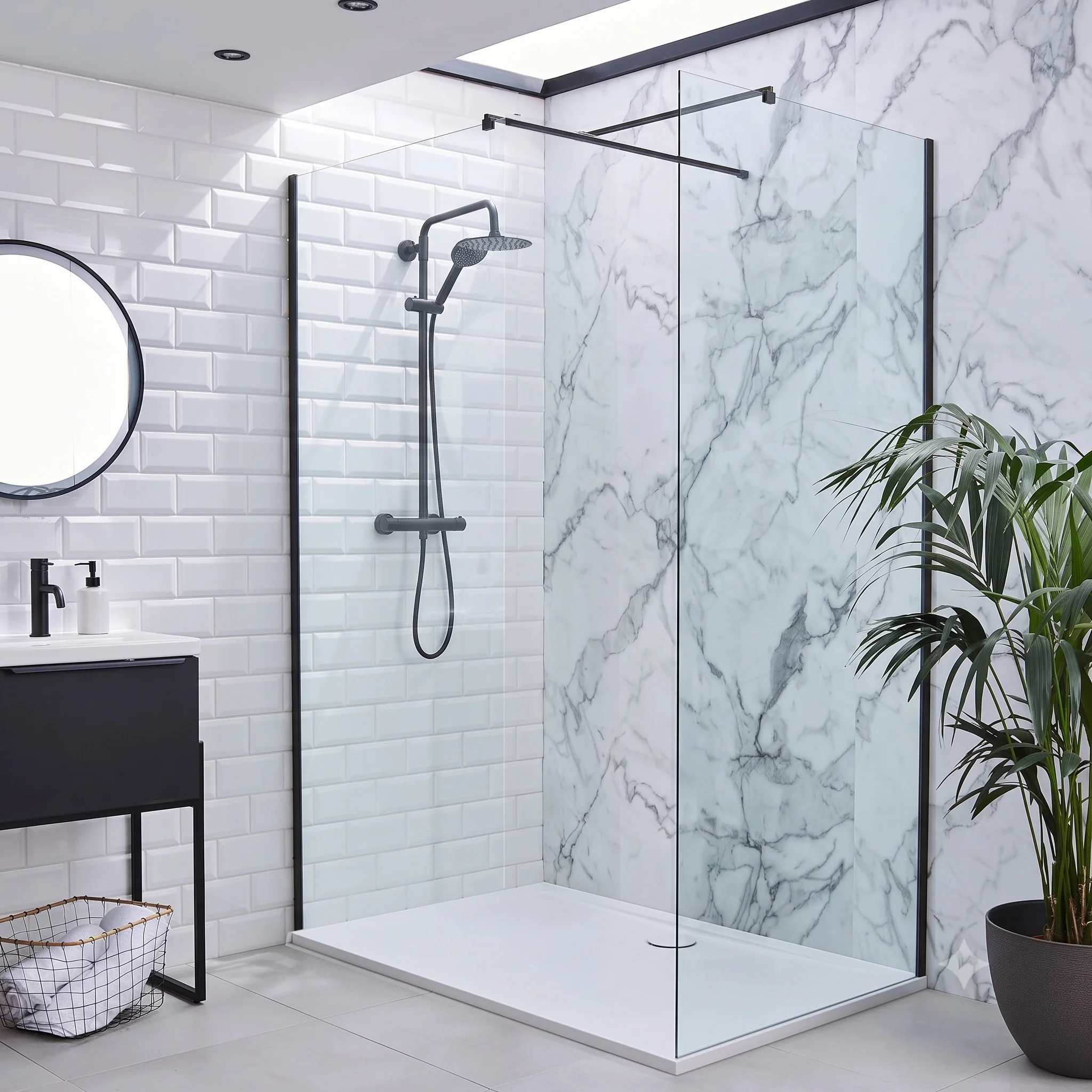 SDG Alumen Black Enclosure with Walk-in Shower Tray - 1400x700 - Image 2