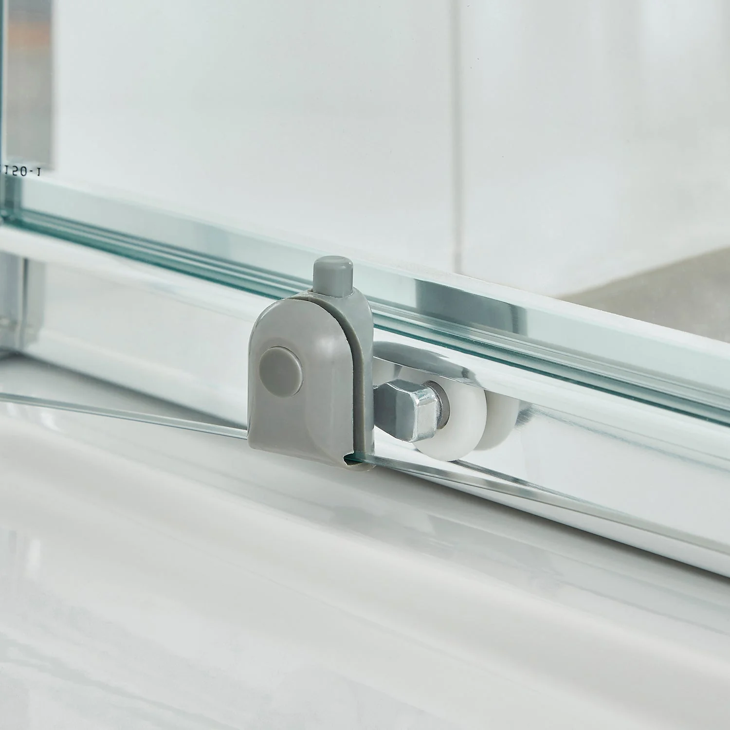 ShowerWorx Lela 1000 x 800mm Offset Quadrant Shower Enclosure with Square Handles - Image 5